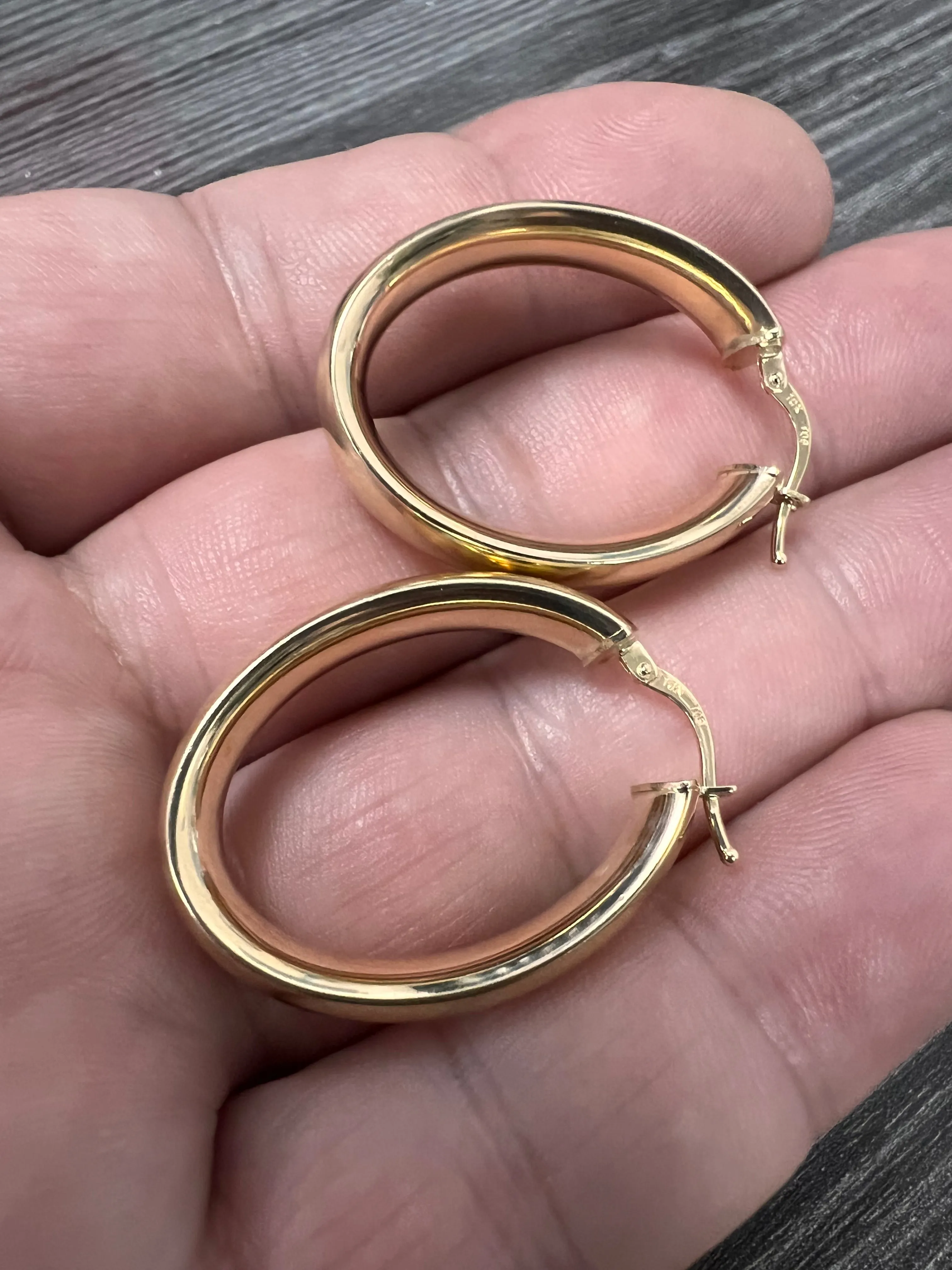 10k yellow gold oval hoops earrings Italian handcrafted-227047