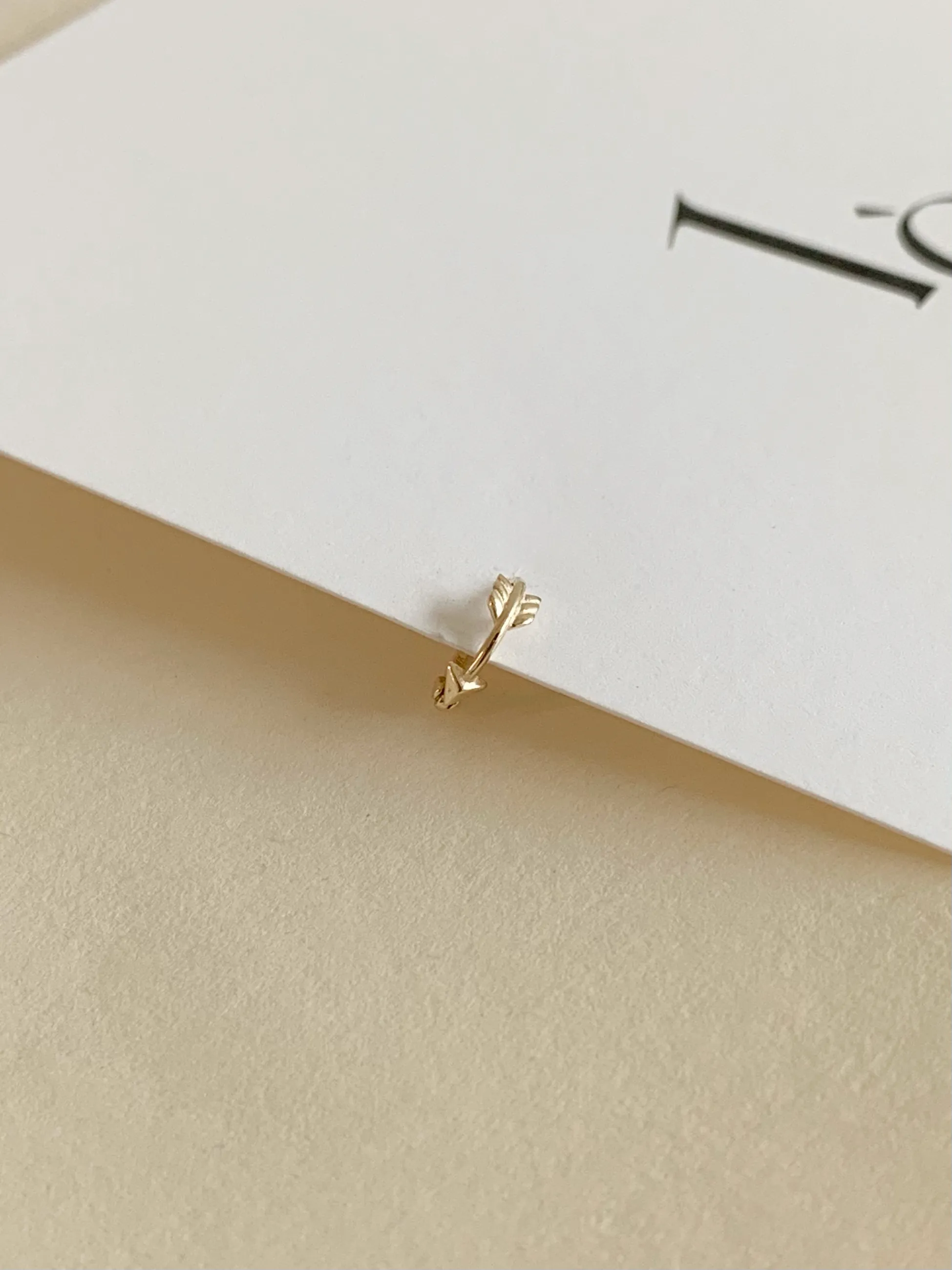 14K Real Solid Gold Minimalist Arrow Cartilage Helix Tragus Huggie Ring Hoop Earring Piercing Jewelry