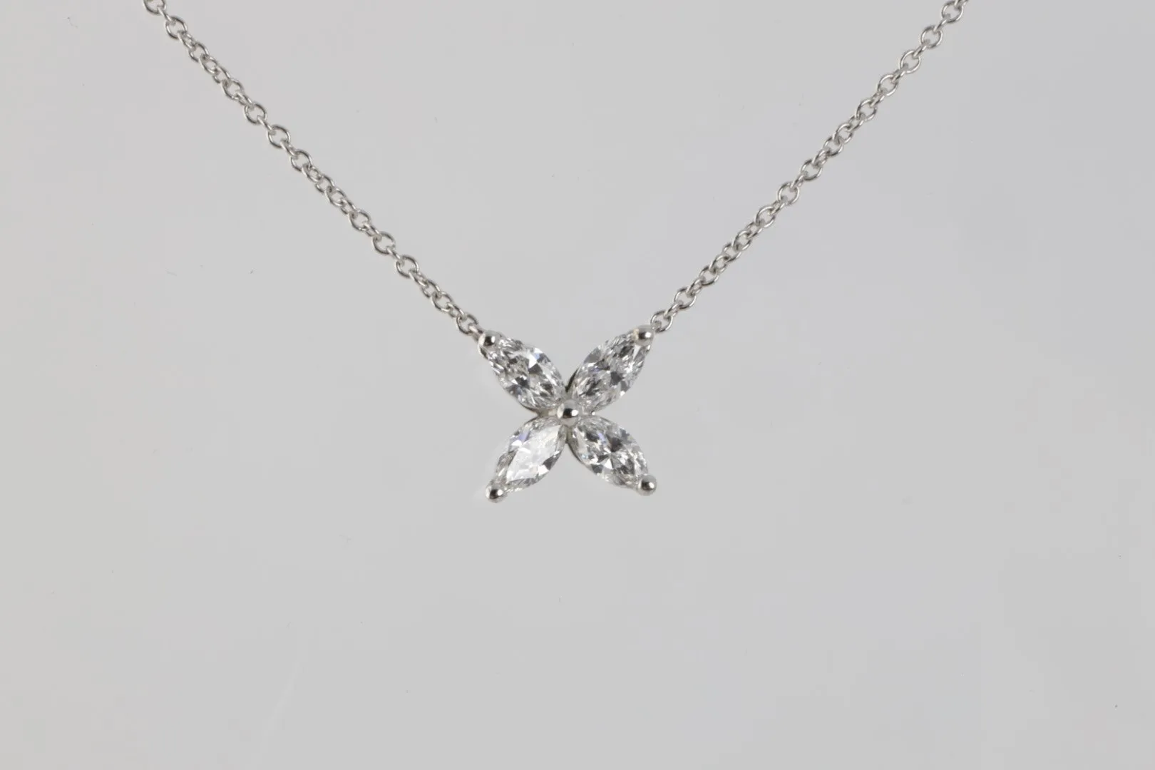 16’’ Tiffany & Co. 950 Platinum 0.48ctw Diamond Victoria Necklace (3.00g.)