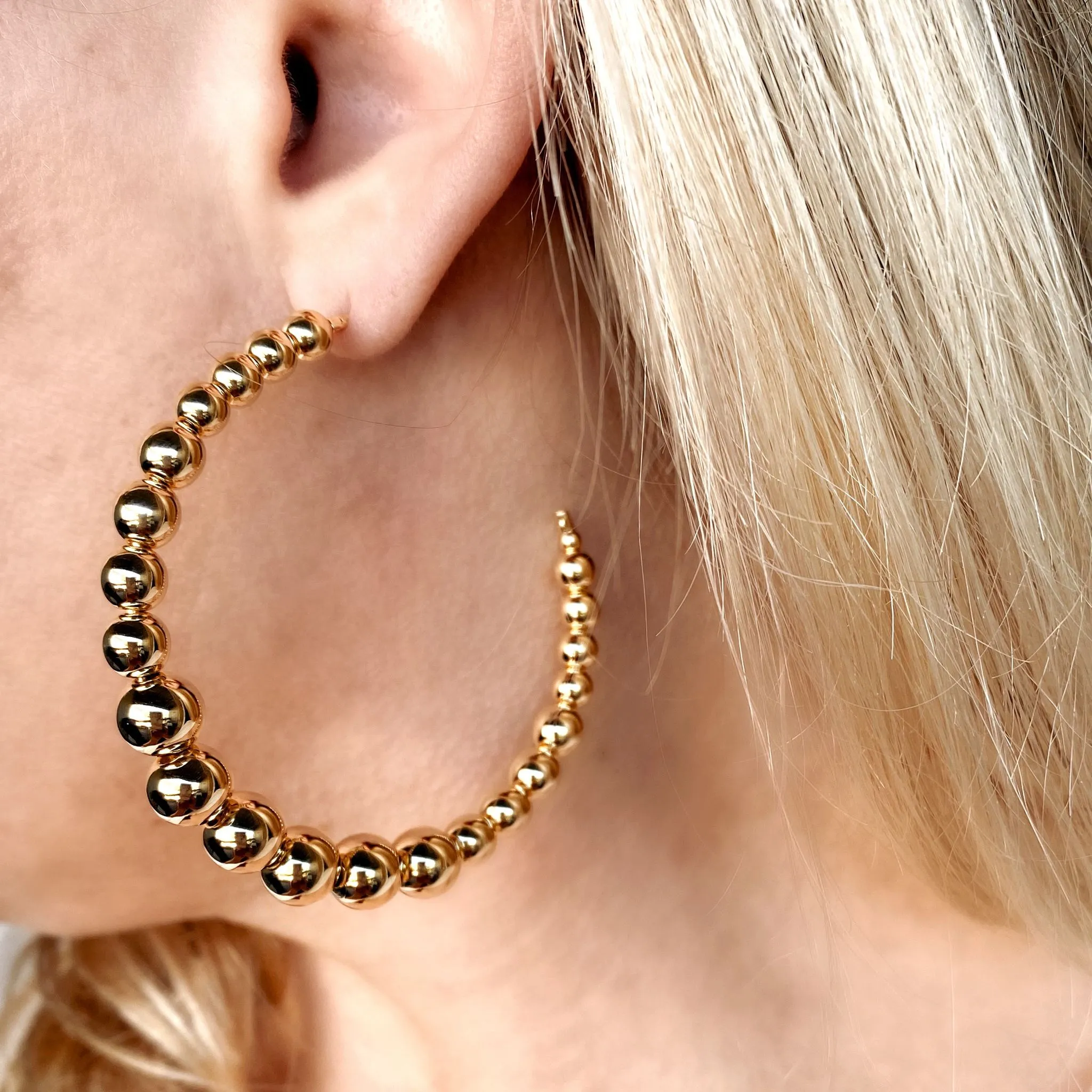 18k Gold Filled Gradient Beaded C Hoop Earrings