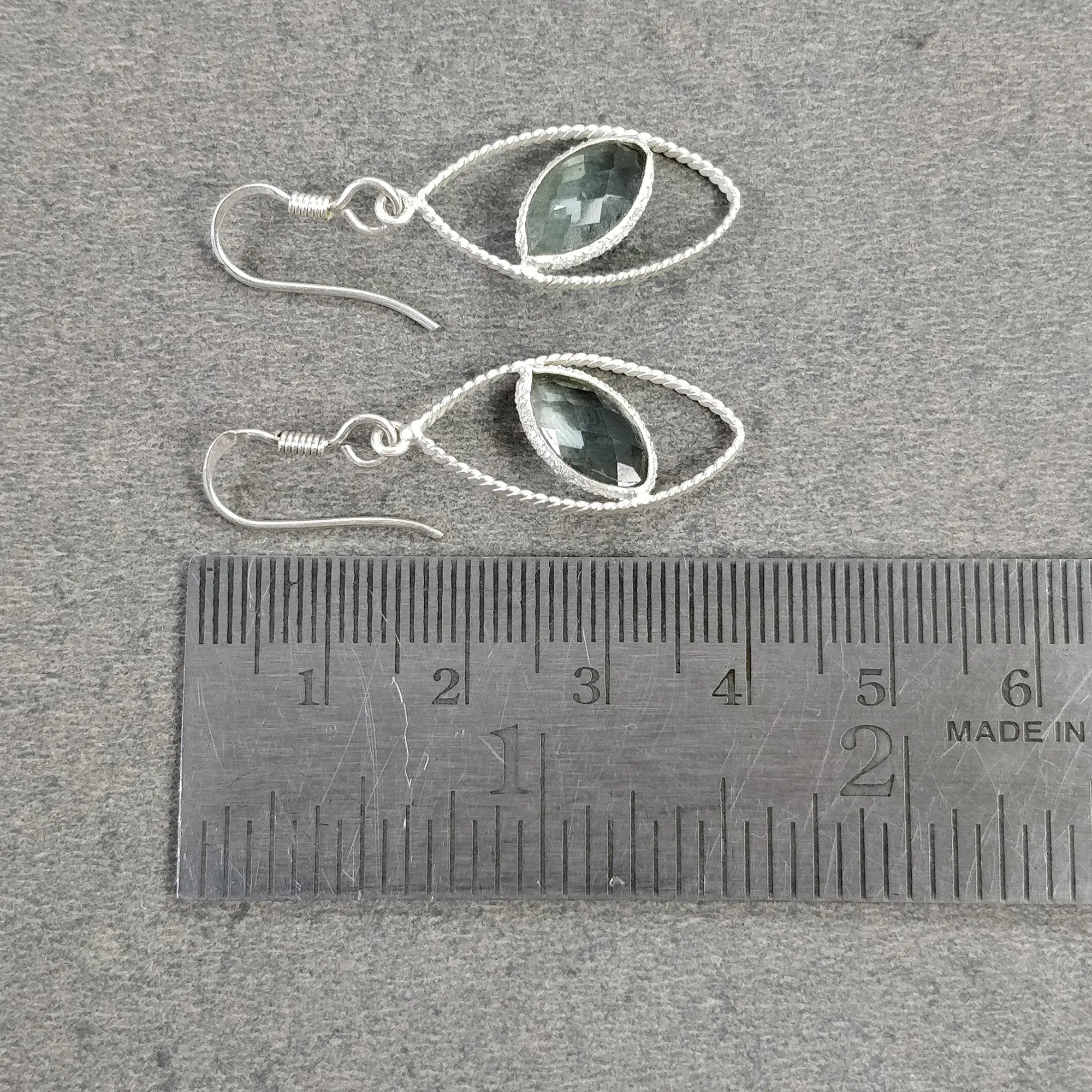 925 Sterling Silver Earring : 2.15gms Synthetic Manmade Green Rhinestone Gemstone Bezel Set Drop Dangle Hook Earrings 1.65"