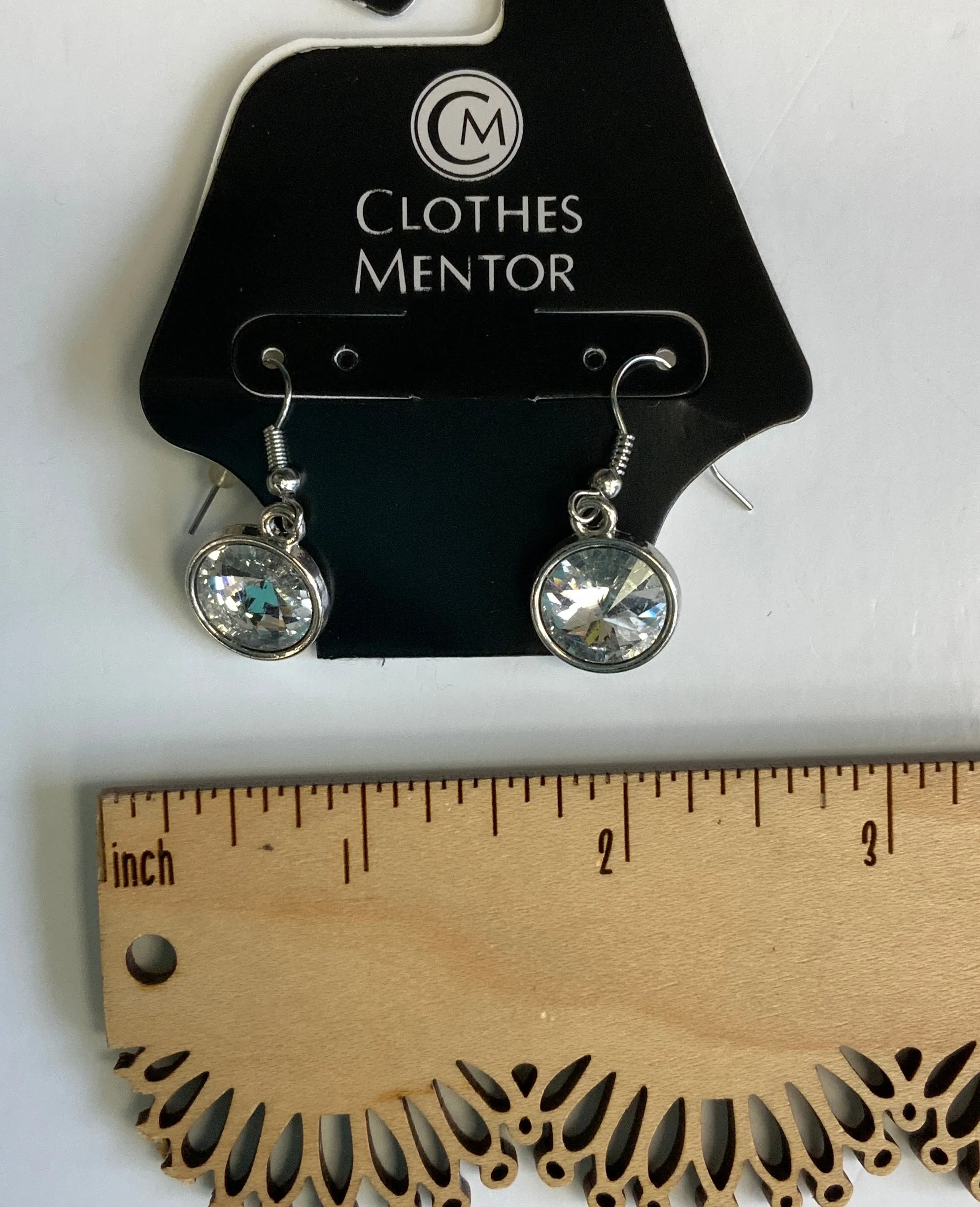 Earrings Dangle/drop By Clothes Mentor