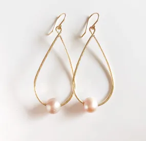 Earrings Ethel - pink Edison pearls (E395)