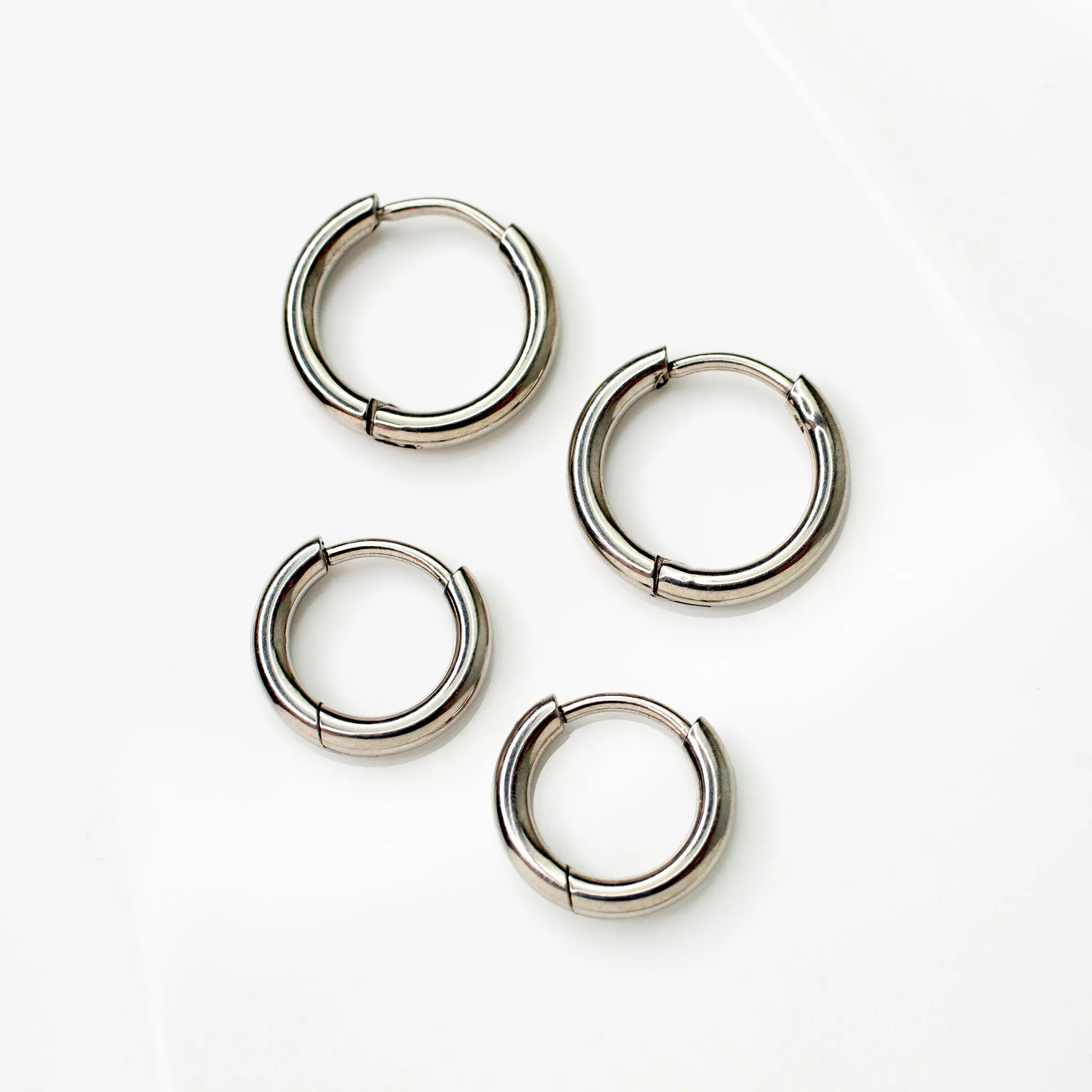 Essential Locking Sleeper Huggie Earrings Set