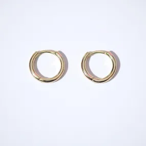 Fine Essentials - Classic huggie hoop earrings