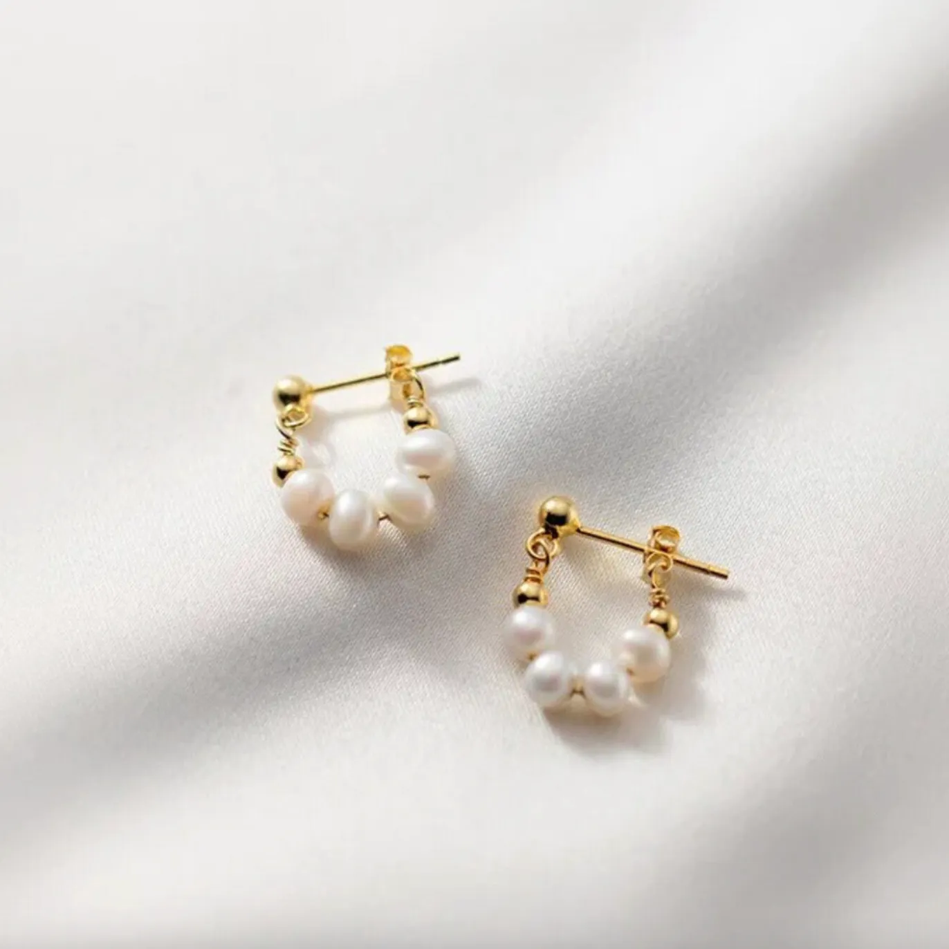 Pearl Dangle Earrings