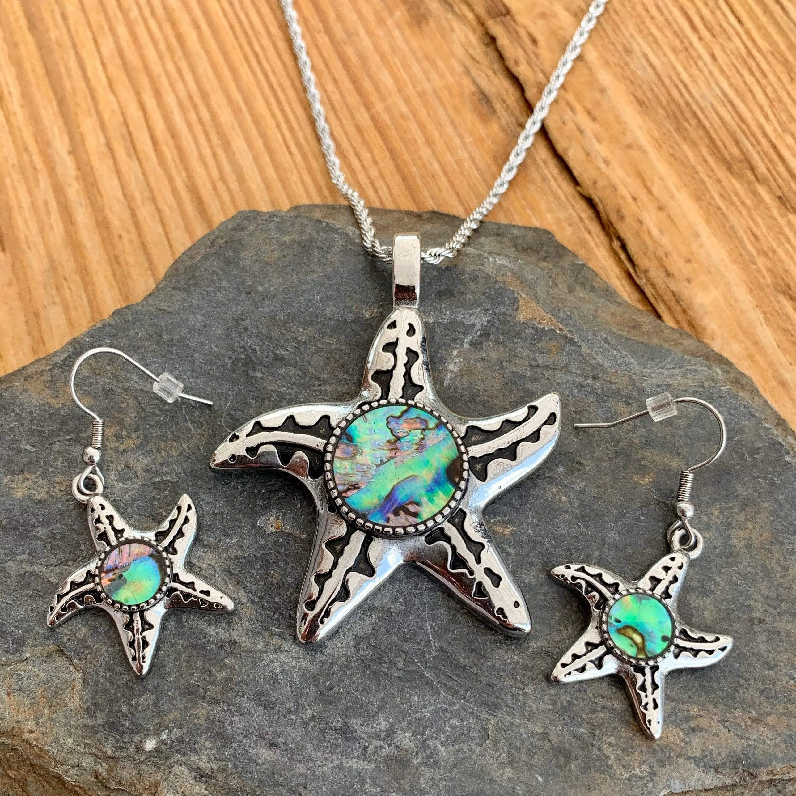 Sea Shell - Starfish Pendant - Rope Necklace - SK2565