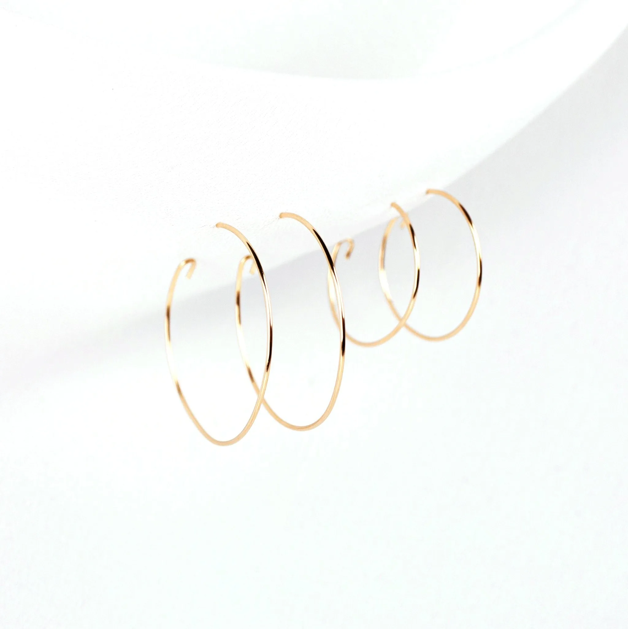 Weightless Hoops - Set of 2