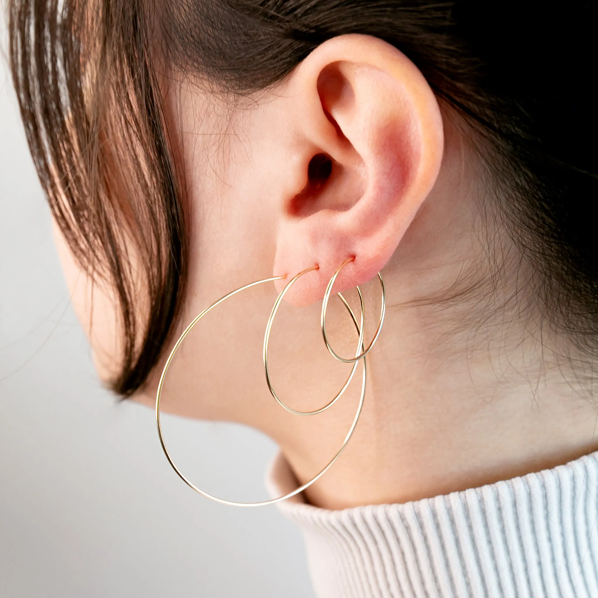 Weightless Hoops - Set of 2