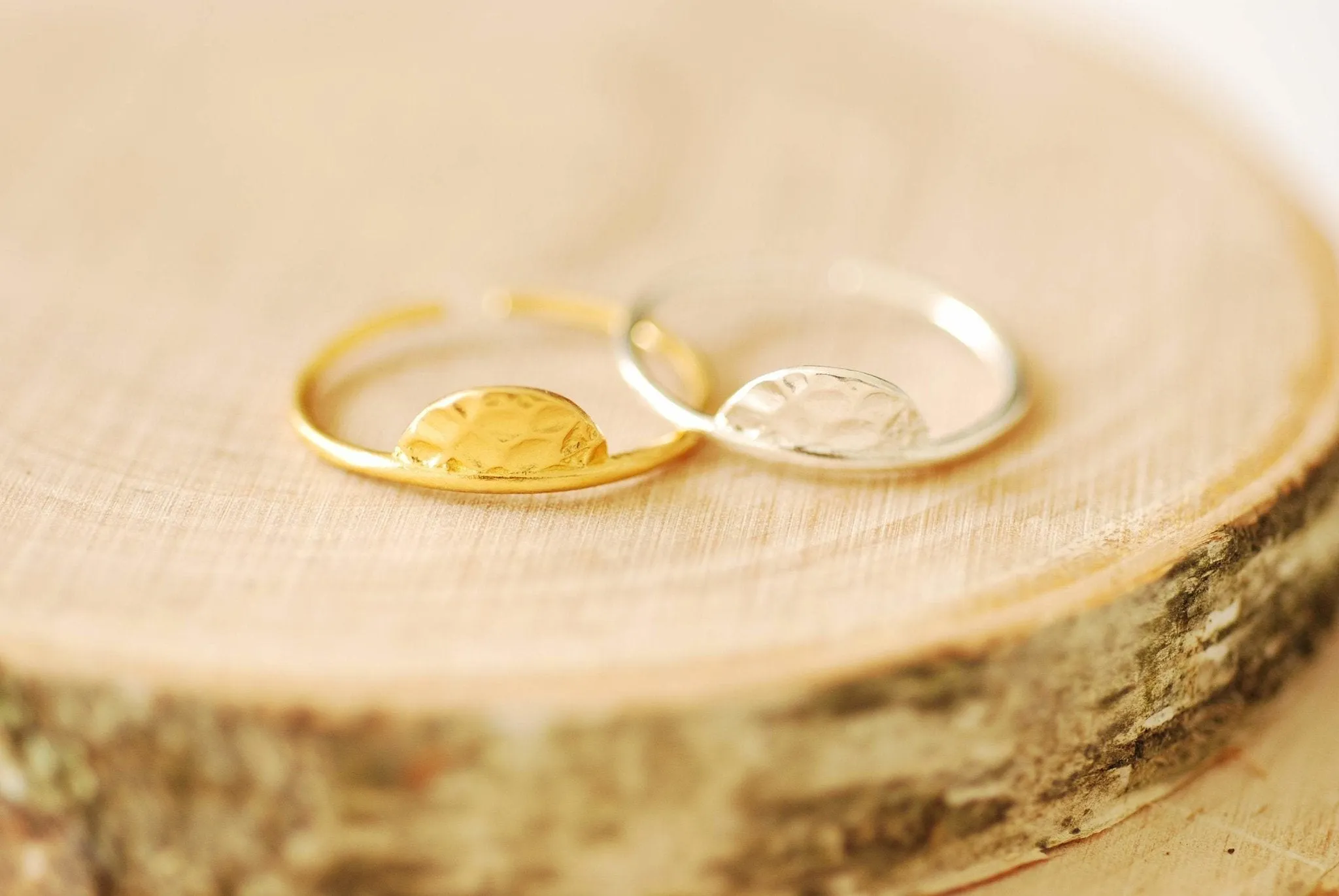 Wholesale Hammered Half Circle Ring 925 Sterling Silver or Vermeil 18k Gold Hammered Moon Ring Band Stacking Ring Shield Ring Half moon Ring [A109]